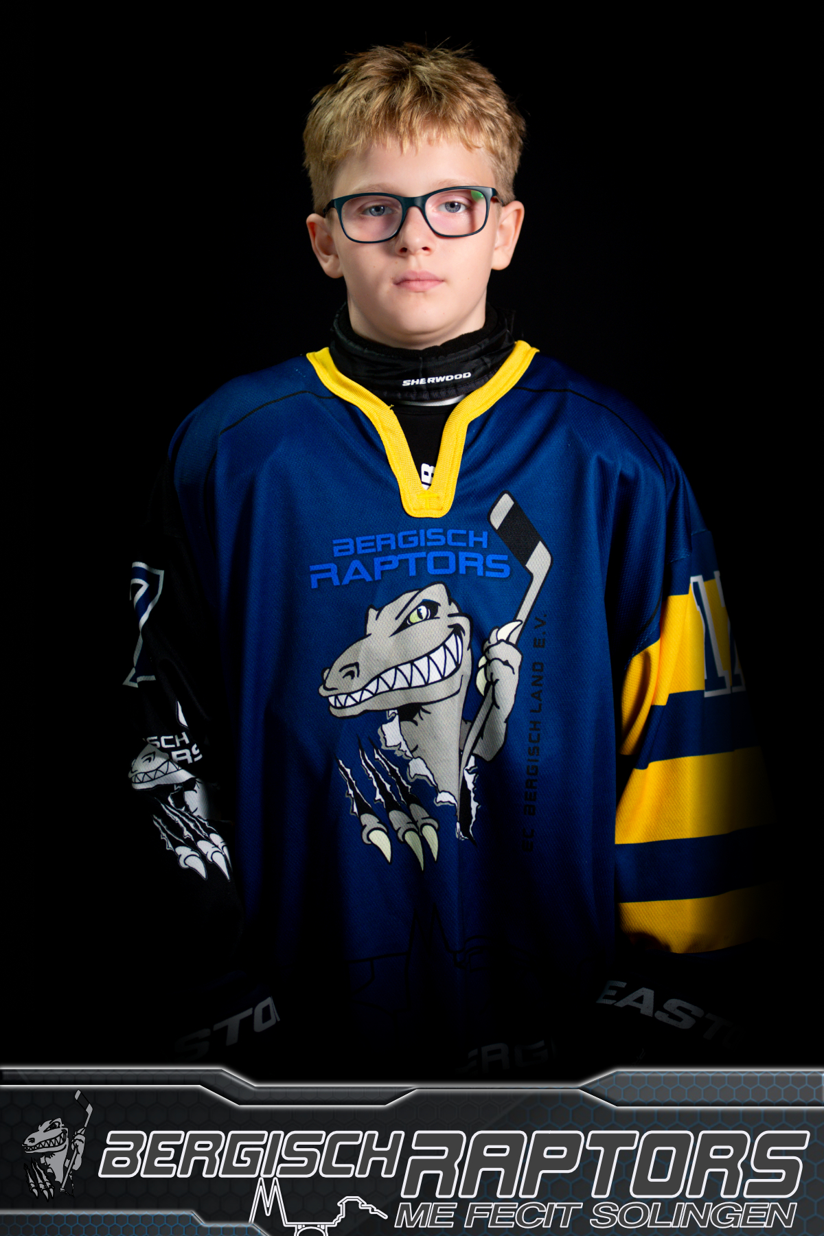 Du betrachtest gerade <strong class="sp-player-number">17</strong> Maxim Fomin